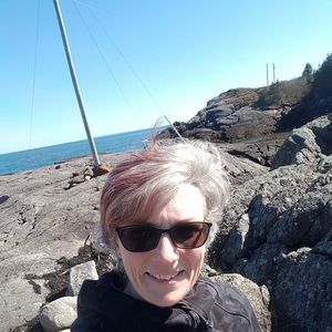 Meet your Posher, Sandy